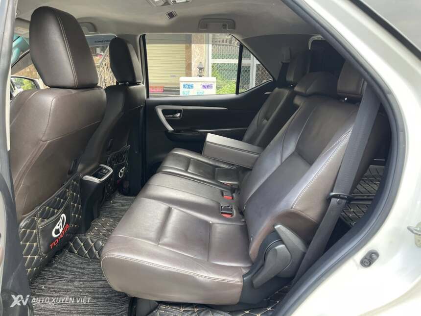 Toyota Fortuner 2.7V 4x2AT 2016 Toyota Fortuner 2.7V 4x2AT 2016