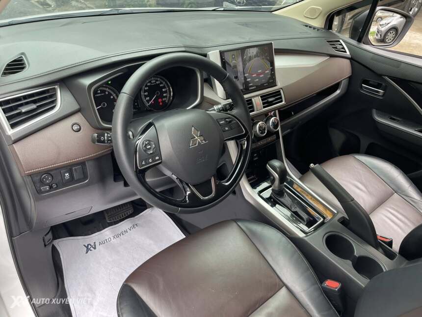 Mitsubishi Xpander Cross 1.5AT 2021