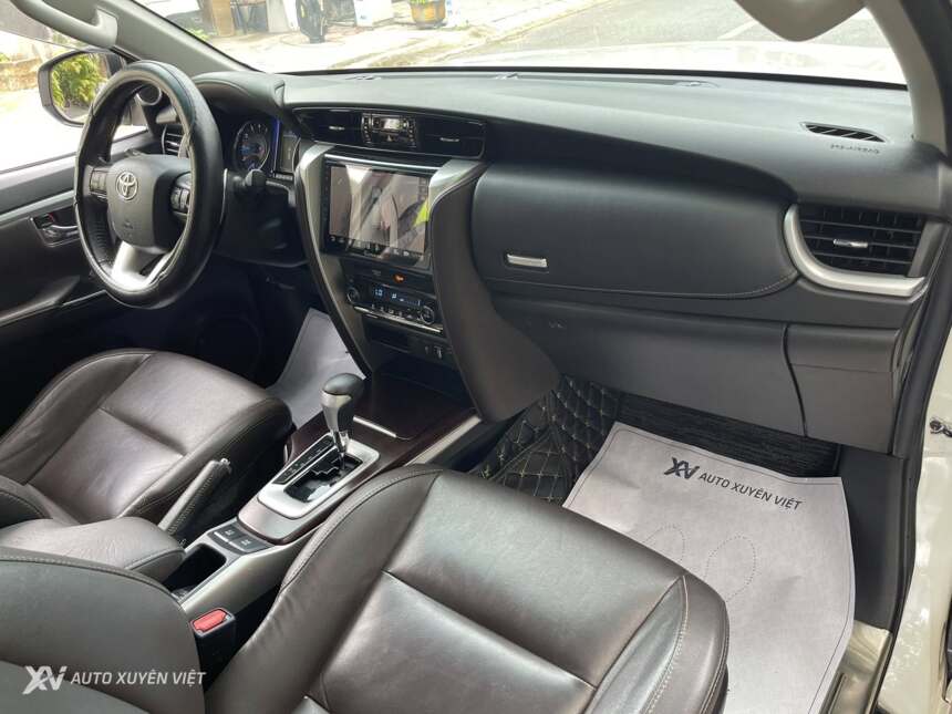 Toyota Fortuner 2.7V 4x2AT 2016