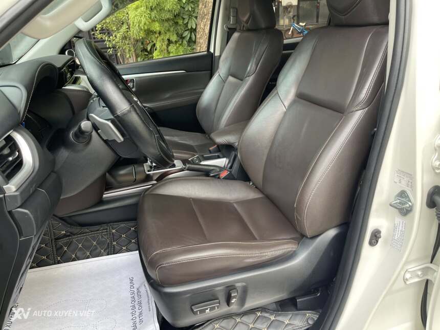 Toyota Fortuner 2.7V 4x2AT 2016