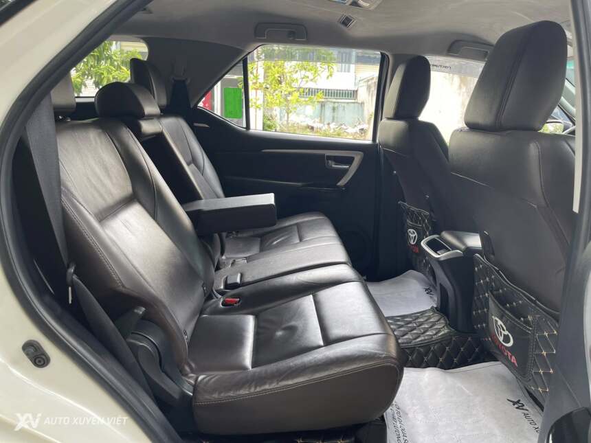 Toyota Fortuner 2.7V 4x2AT 2016