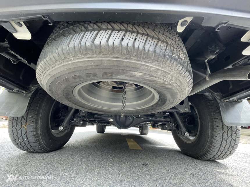 Toyota Fortuner 2.7V 4x2AT 2016