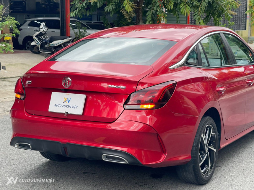 MG5 1.5AT Luxury 2024