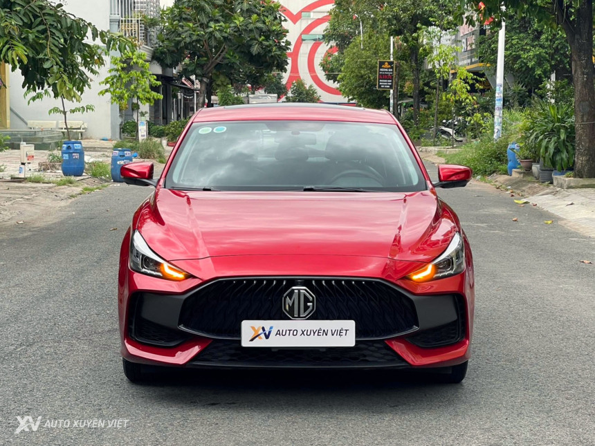 MG5 1.5AT Luxury 2024