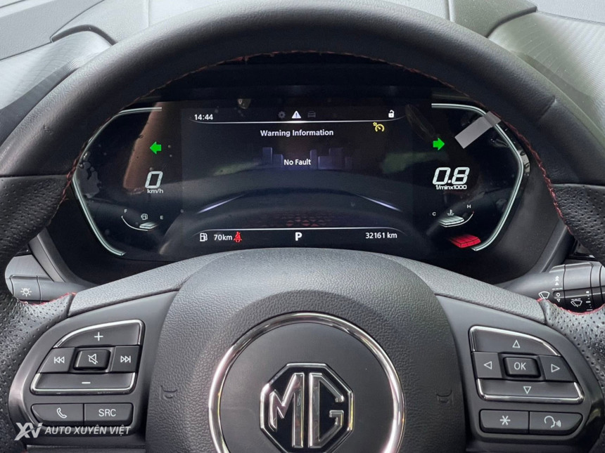MG5 1.5AT Luxury 2024