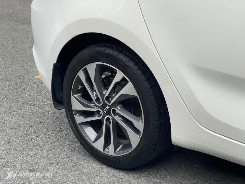 Kia Rondo 2.0 GAT 2019