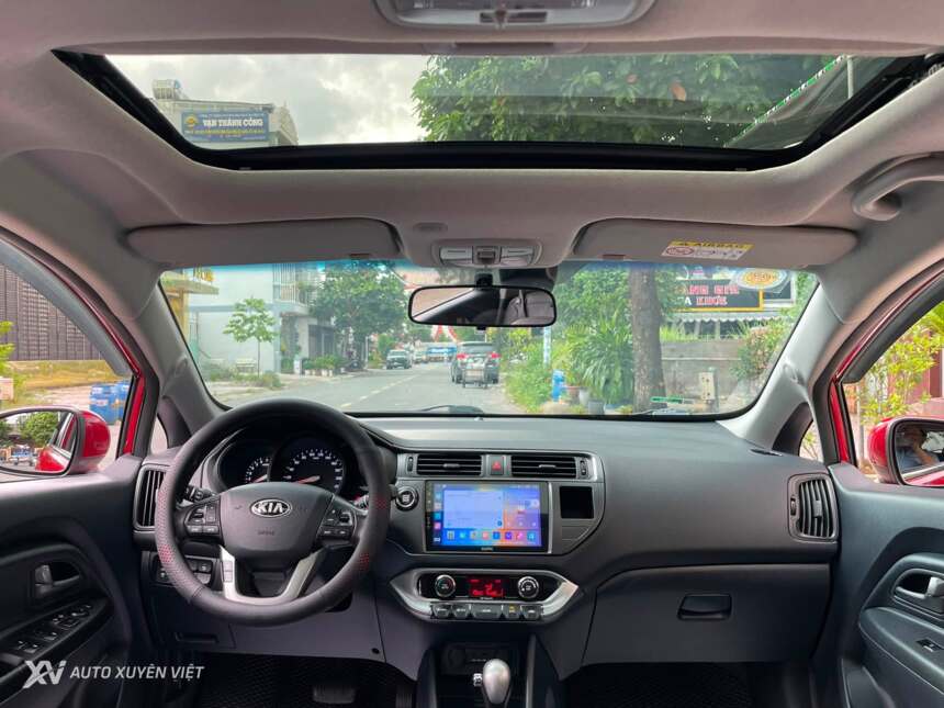 Kia Rio Hatchback 1.4AT 2014