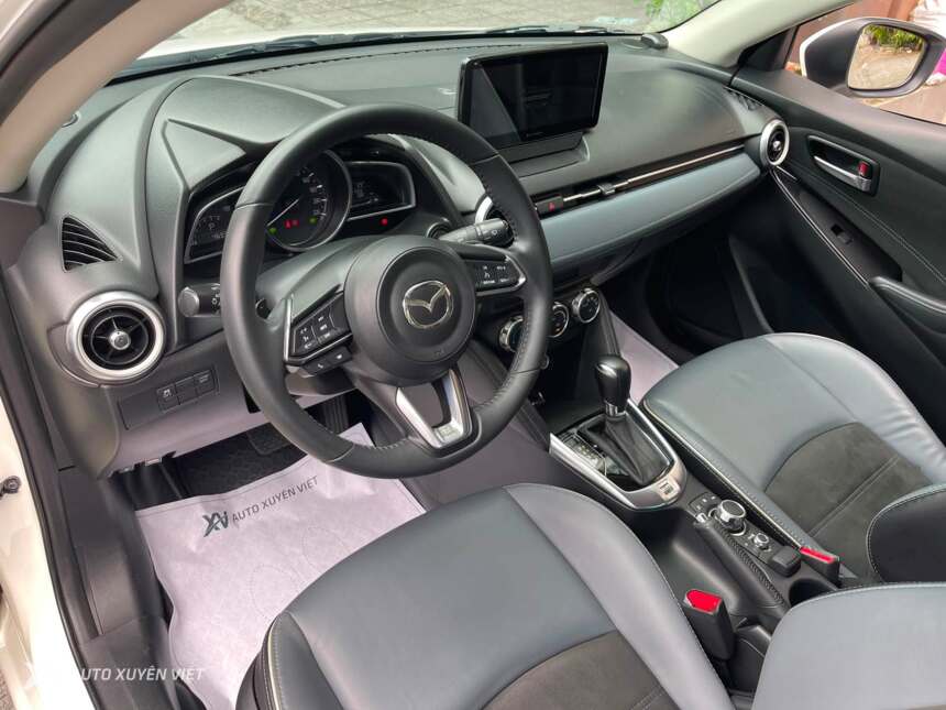 Mazda 2 Sport Luxury 2023