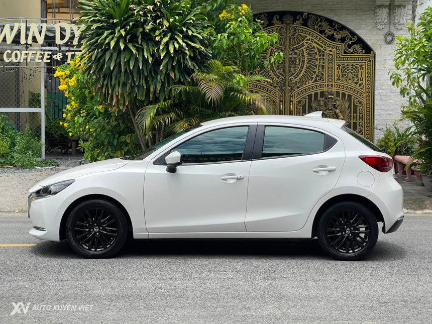 Mazda 2 Sport Luxury 2023