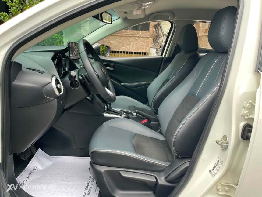 Mazda 2 Sport Luxury 2023