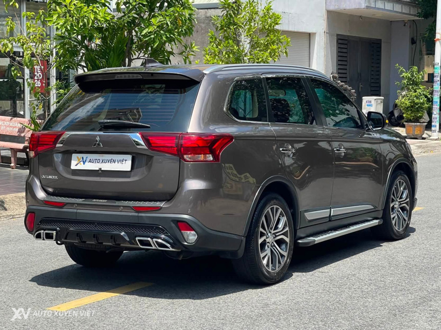 Mitsubishi Outlander 2.0 CVT 2018