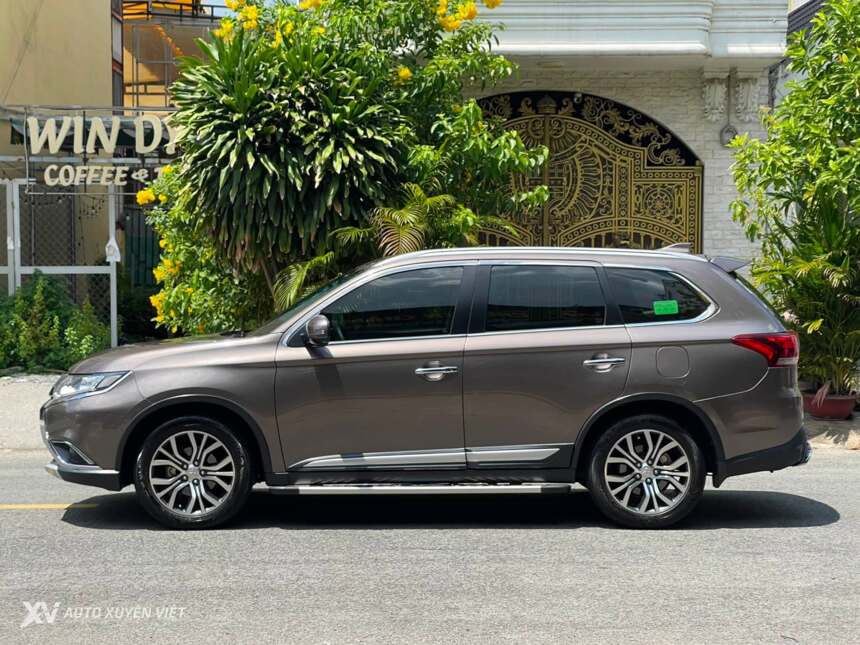 Mitsubishi Outlander 2.0 CVT 2018