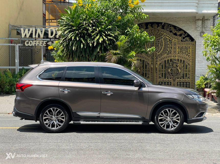 Mitsubishi Outlander 2.0 CVT 2018
