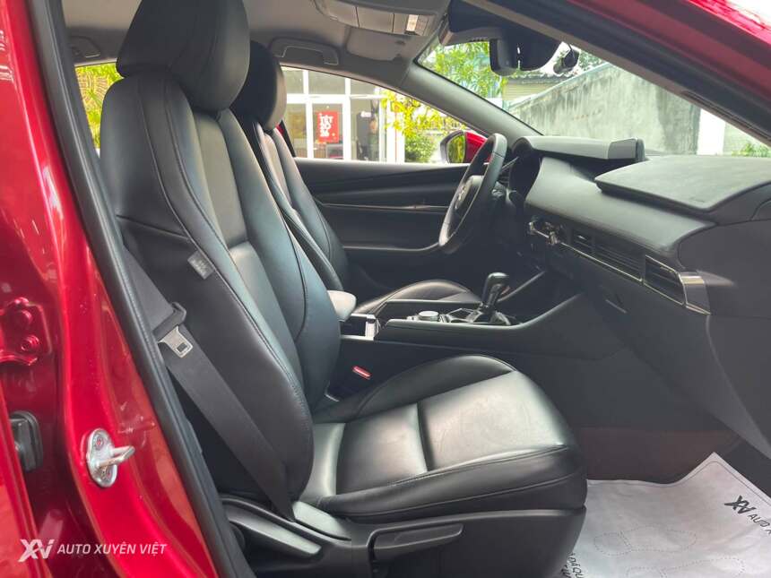 Mazda 3 1.5AT Luxury 2022 Mazda 3 1.5AT Luxury 2022