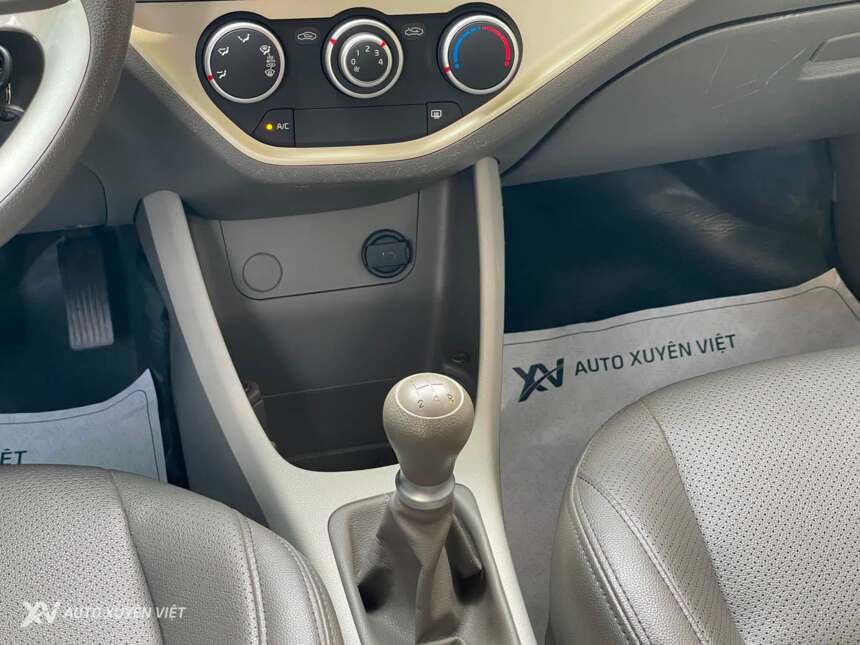 Kia Morning 1.2MT Base 2016