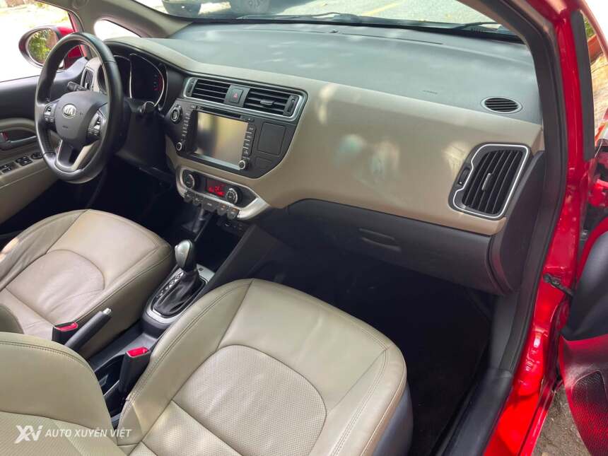 Kia Rio Hatchback 1.4AT 2015