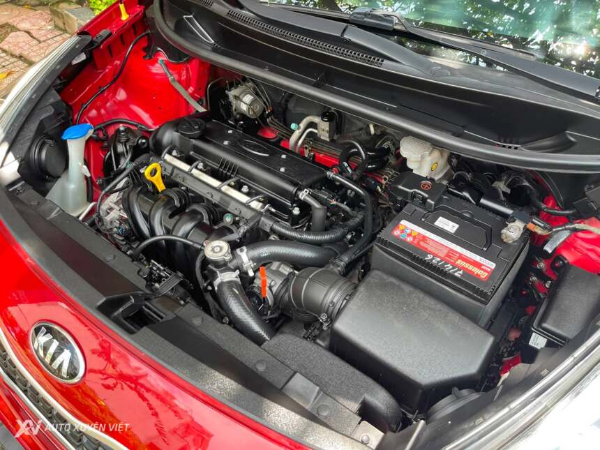 Kia Rio Hatchback 1.4AT 2015