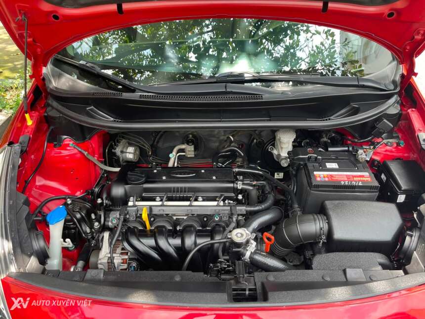 Kia Rio Hatchback 1.4AT 2015