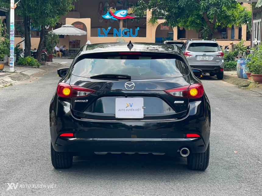 Mazda 3 Hatchback 1.5AT 2018