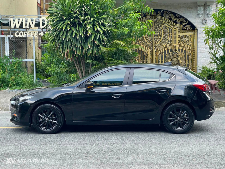 Mazda 3 Hatchback 1.5AT 2018