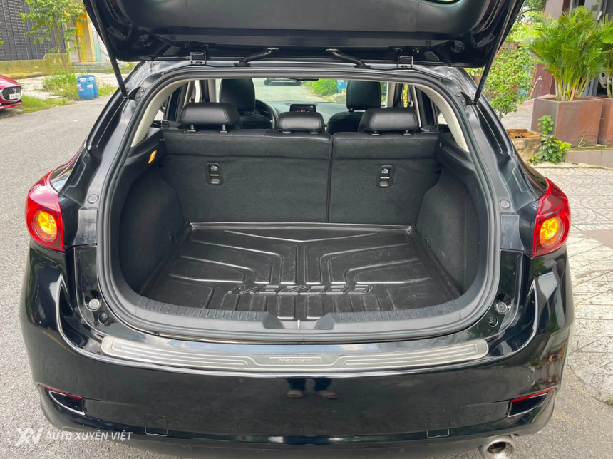 Mazda 3 Hatchback 1.5AT 2018