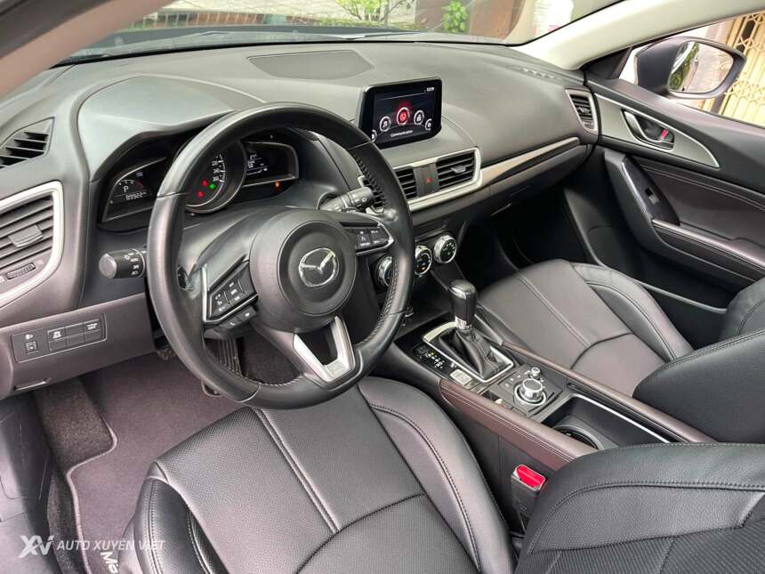 Mazda 3 Hatchback 1.5AT 2018
