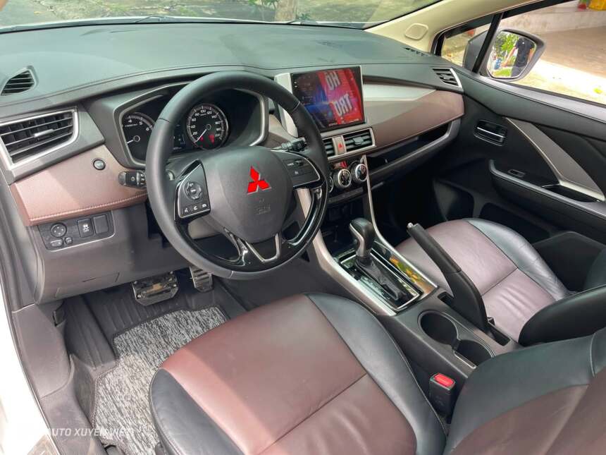 Mitsubishi Xpander Cross 1.5AT 2021