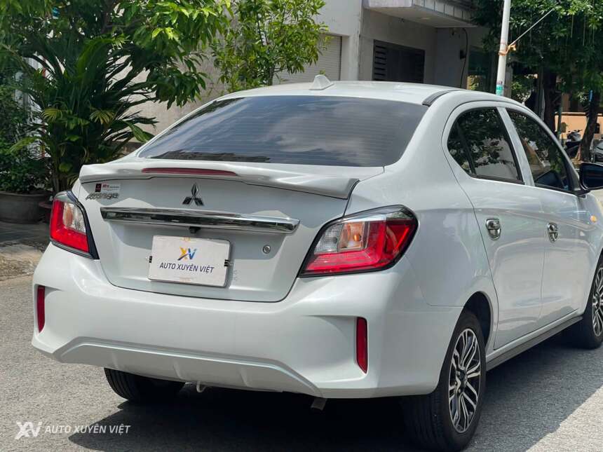 Mitsubishi Attrage 1.2MT 2023