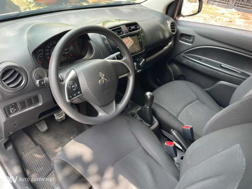 Mitsubishi Attrage 1.2MT 2023
