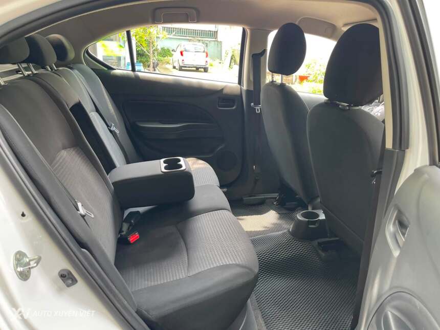 Mitsubishi Attrage 1.2MT 2023
