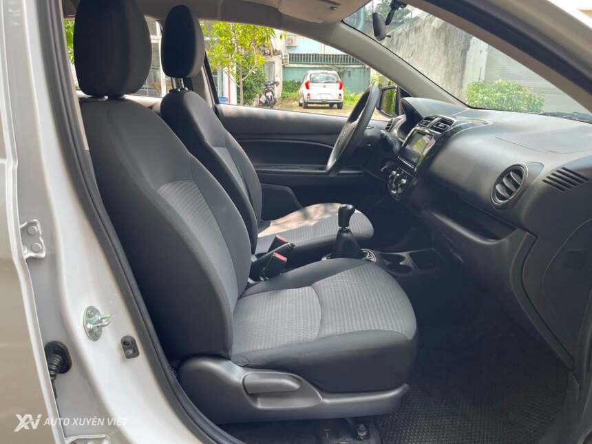 Mitsubishi Attrage 1.2MT 2023