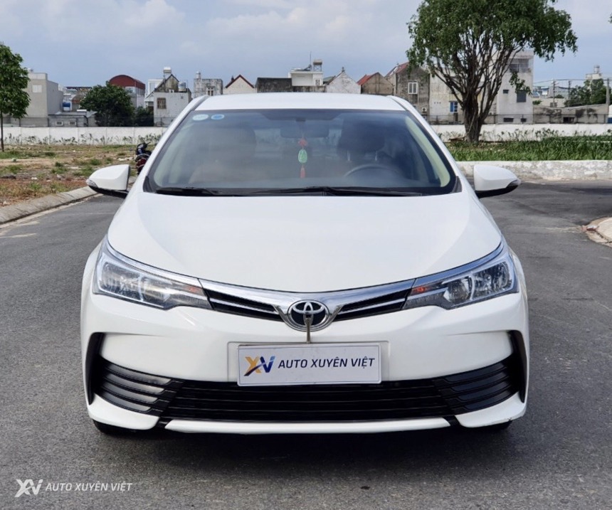 Toyota Altis 1.8MT 2018