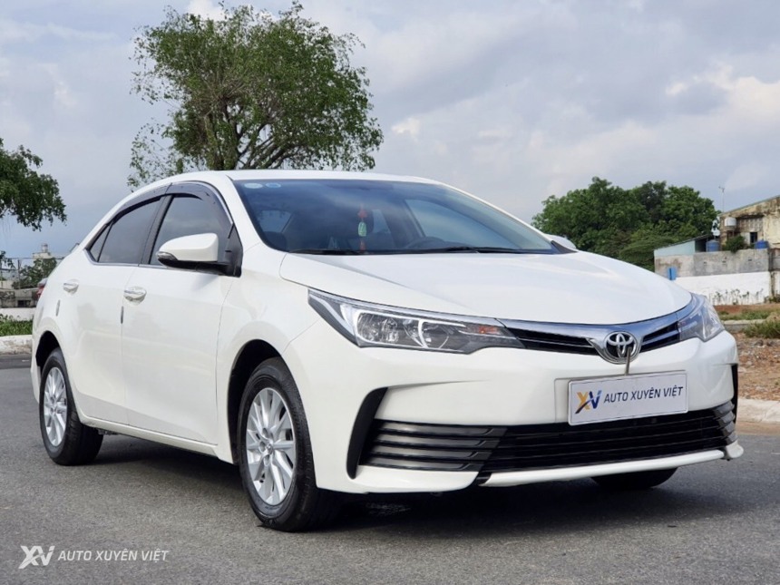 Toyota Altis 1.8MT 2018