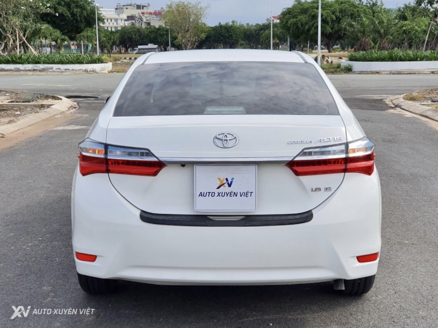 Toyota Altis 1.8MT 2018