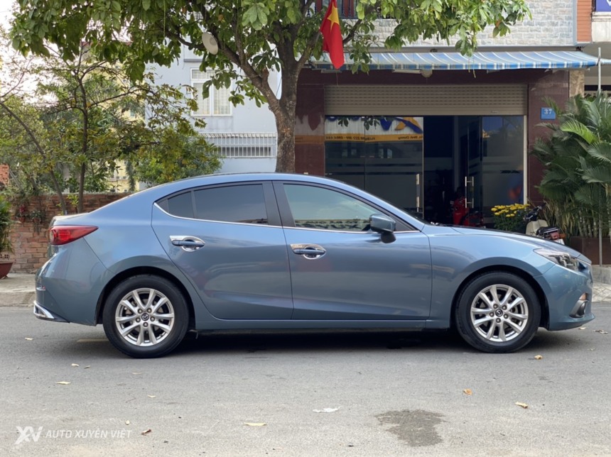 Mazda 3 1.5AT 2016