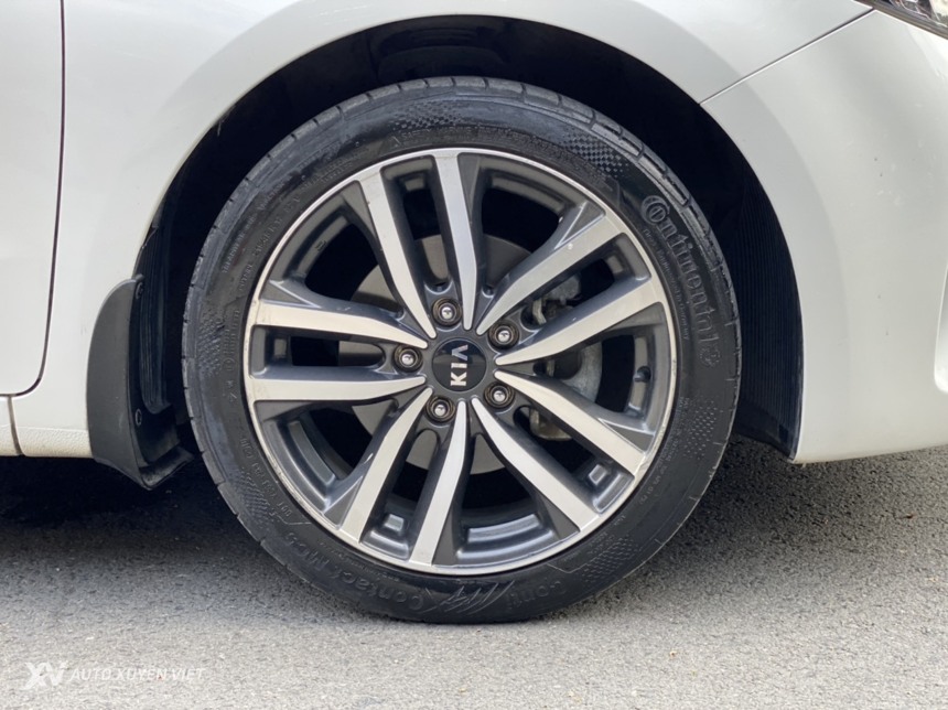 Kia Cerato 1.6AT 2017