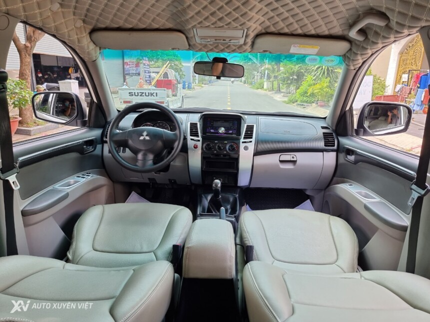 Mitsubishi Pajero Sport 2.5MT 2017