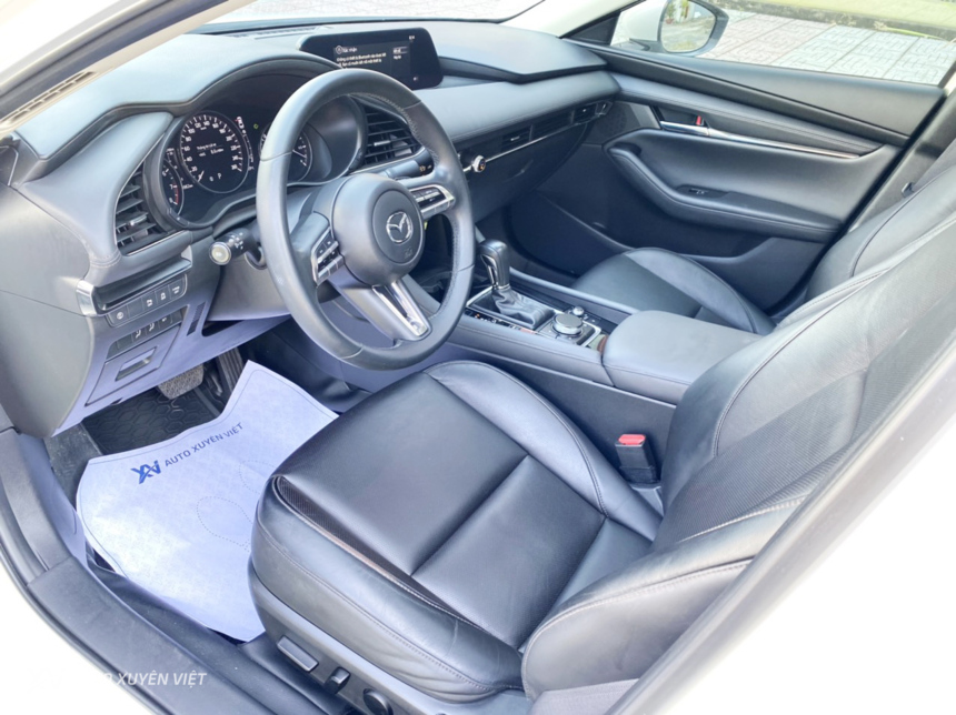 Mazda 3 1.5AT 2020 Premium