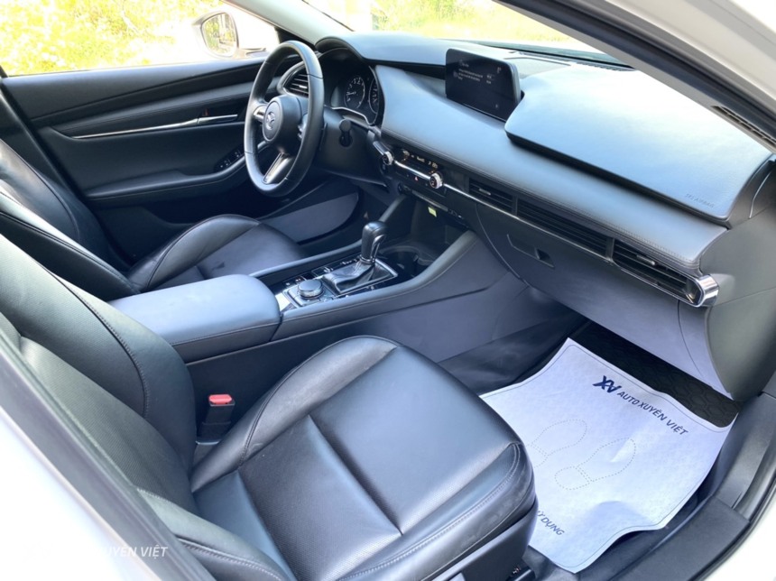 Mazda 3 1.5AT 2020 Premium