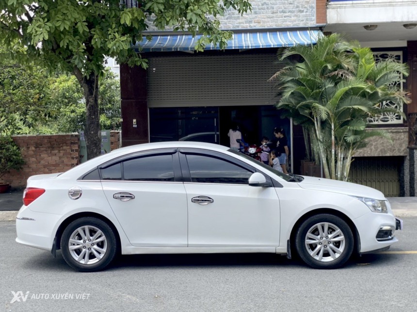 Chevrolet Cruze LT 2017 Số Sàn