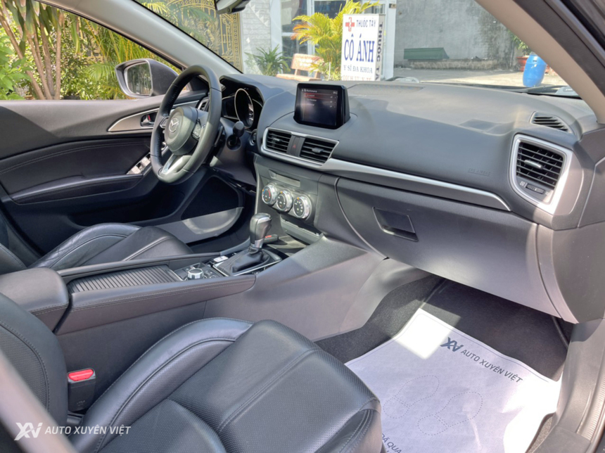 Mazda 3 1.5AT 2018 FL