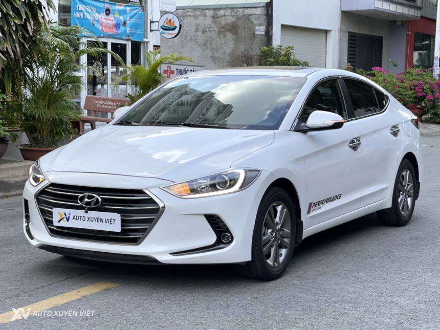 Hyundai Elantra 1.6AT 2019
