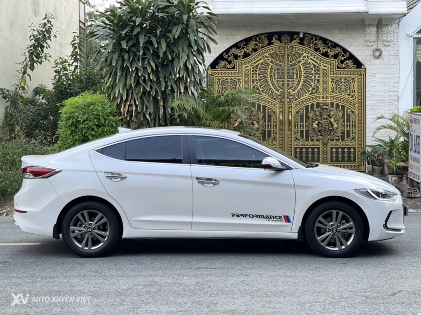 Hyundai Elantra 1.6AT 2019