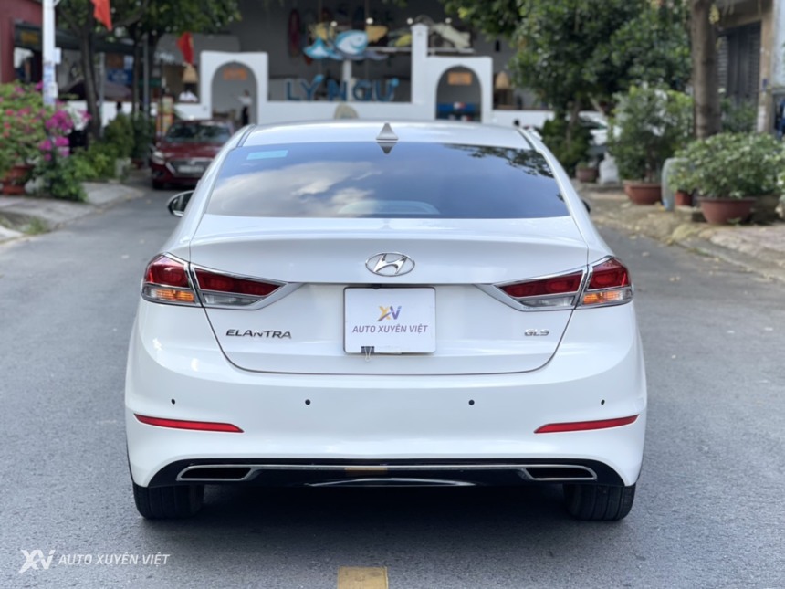 Hyundai Elantra 1.6AT 2019